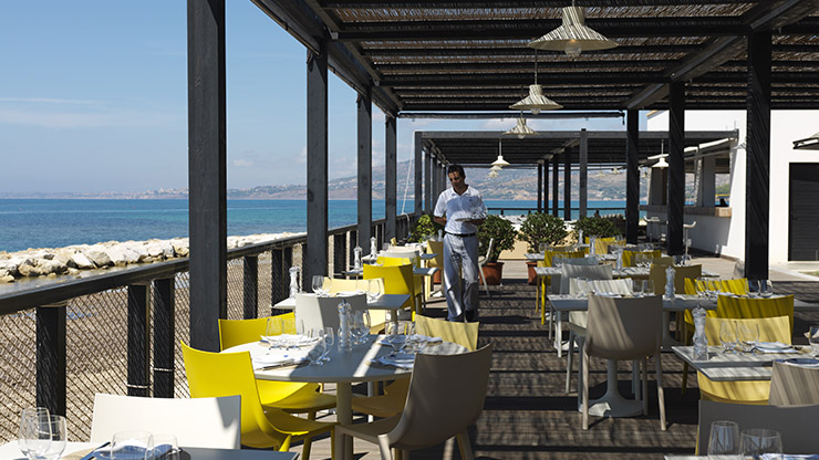 A 3-course lunch for 2 including a flute of Prosecco